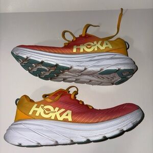 Hoka one running shoes women’s size 7B